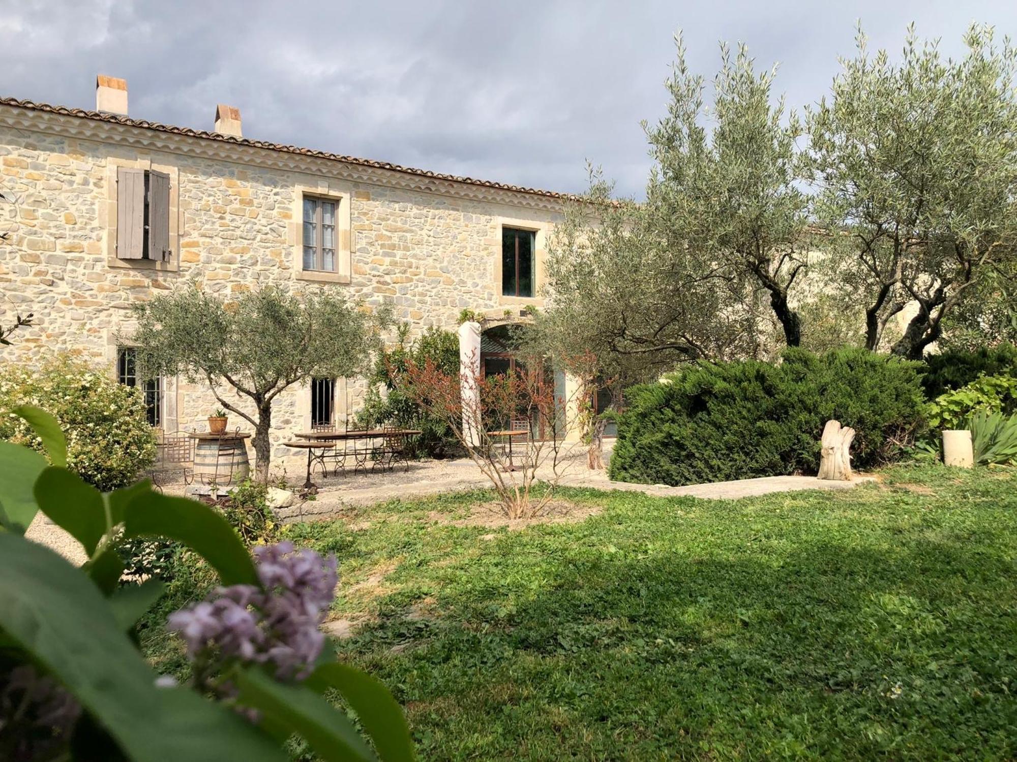 Bed and Breakfast Le Coing Des Vignes Mauressargues Экстерьер фото