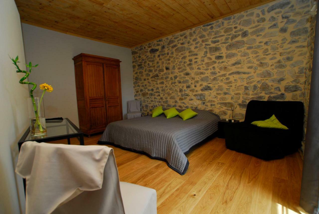 Bed and Breakfast Le Coing Des Vignes Mauressargues Экстерьер фото