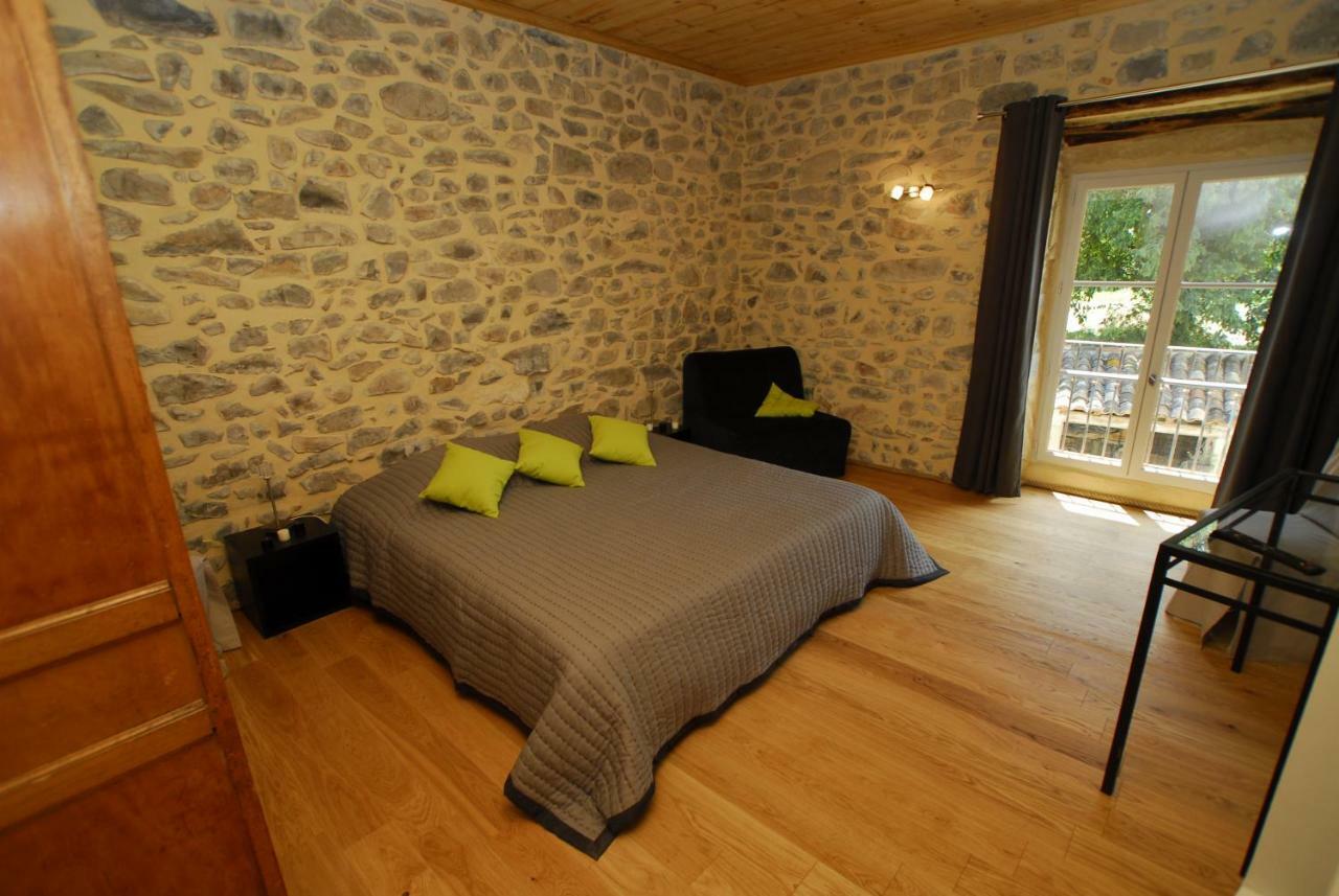 Bed and Breakfast Le Coing Des Vignes Mauressargues Экстерьер фото